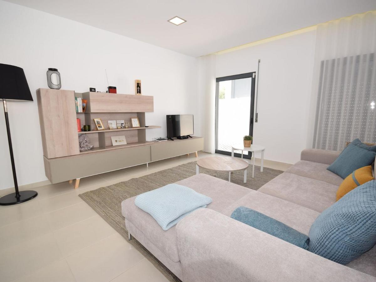 Modern Villa With Private Pool Near The Beautiful Beach Of Foz De Arelho Nadadouro Ngoại thất bức ảnh