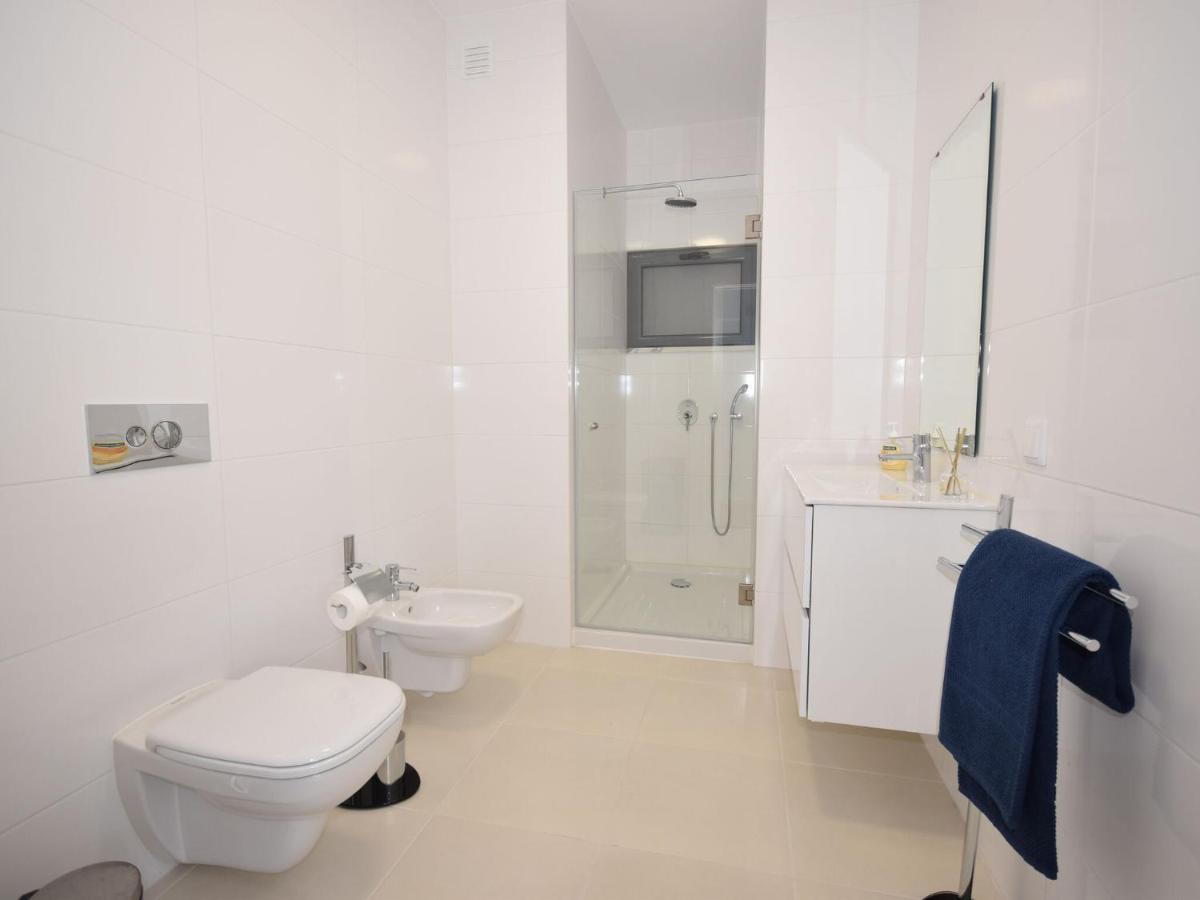 Modern Villa With Private Pool Near The Beautiful Beach Of Foz De Arelho Nadadouro Ngoại thất bức ảnh
