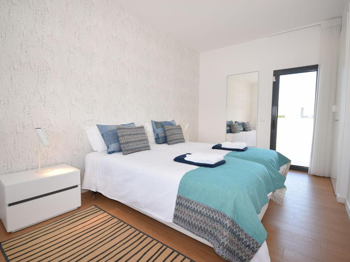 Modern Villa With Private Pool Near The Beautiful Beach Of Foz De Arelho Nadadouro Ngoại thất bức ảnh